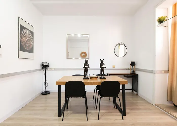Sagrada Familia Comfy apartment